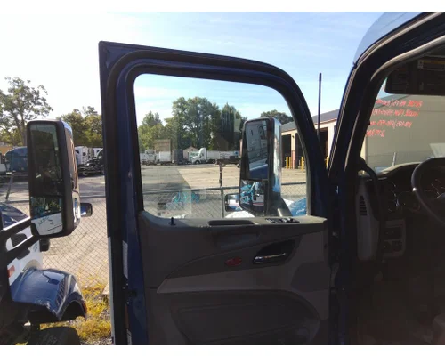 PETERBILT 579 2013-2022 DOOR ASSEMBLY, FRONT