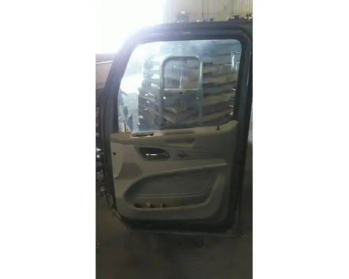 PETERBILT 579 2013-2022 DOOR ASSEMBLY, FRONT