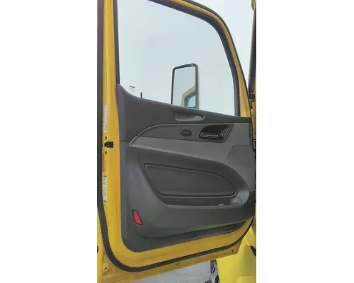 PETERBILT 579 2013-2022 DOOR ASSEMBLY, FRONT
