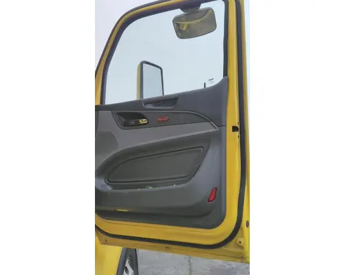 PETERBILT 579 2013-2022 DOOR ASSEMBLY, FRONT
