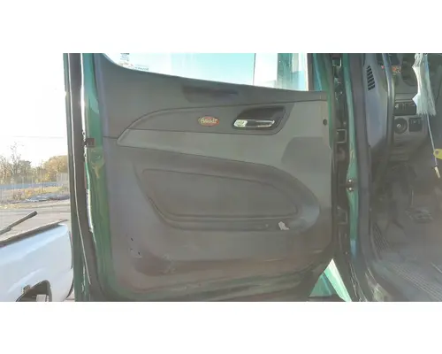 PETERBILT 579 2013-2022 DOOR ASSEMBLY, FRONT