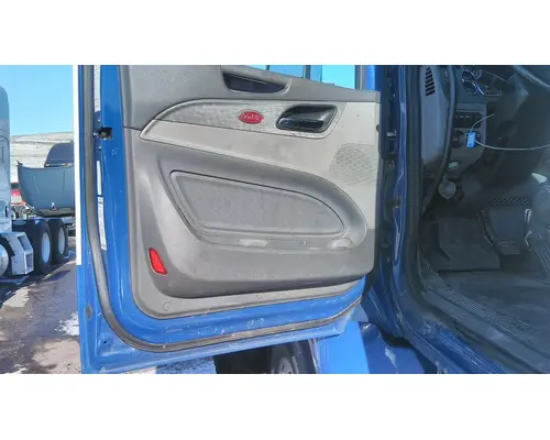 PETERBILT 579 2013-2022 DOOR ASSEMBLY, FRONT