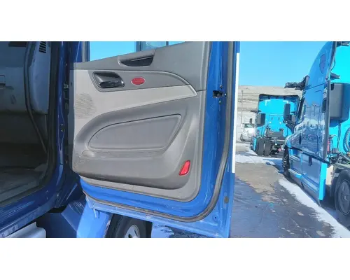 PETERBILT 579 2013-2022 DOOR ASSEMBLY, FRONT
