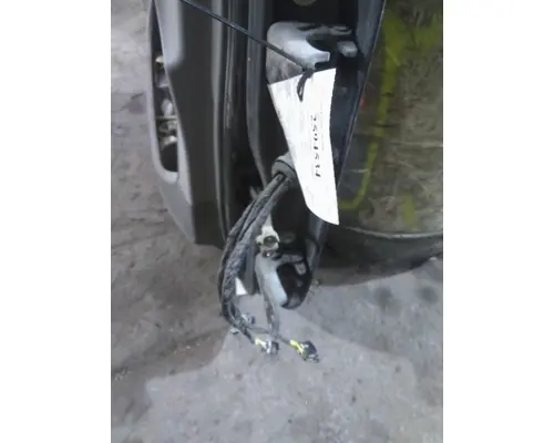 PETERBILT 579 2013-2022 DOOR ASSEMBLY, FRONT