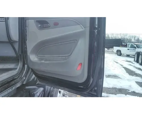 PETERBILT 579 2013-2022 DOOR ASSEMBLY, FRONT