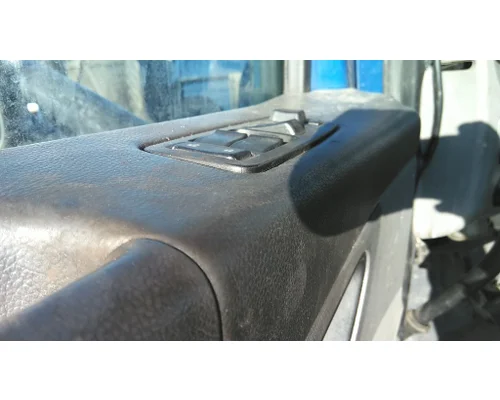 PETERBILT 579 2013-2022 DOOR ASSEMBLY, FRONT