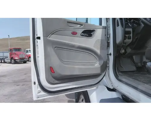 PETERBILT 579 2013-2022 DOOR ASSEMBLY, FRONT