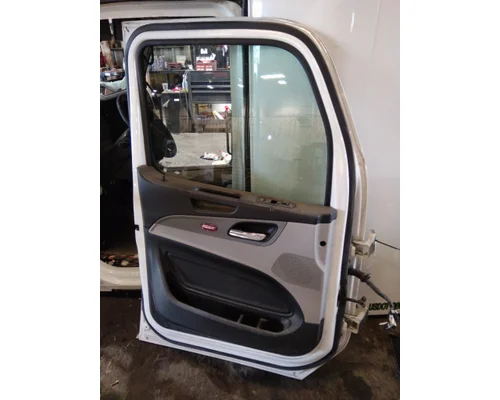 PETERBILT 579 2013-2022 DOOR ASSEMBLY, FRONT