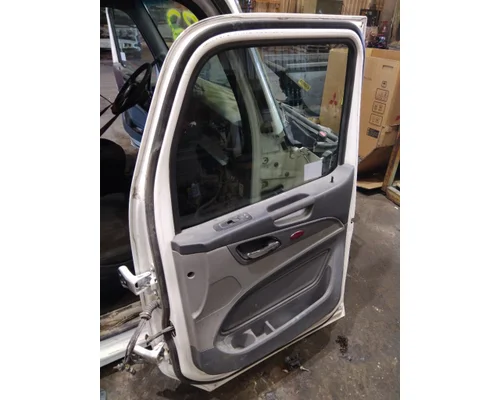 PETERBILT 579 2013-2022 DOOR ASSEMBLY, FRONT