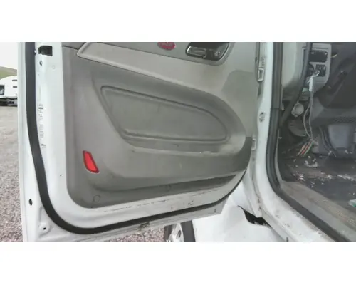 PETERBILT 579 2013-2022 DOOR ASSEMBLY, FRONT