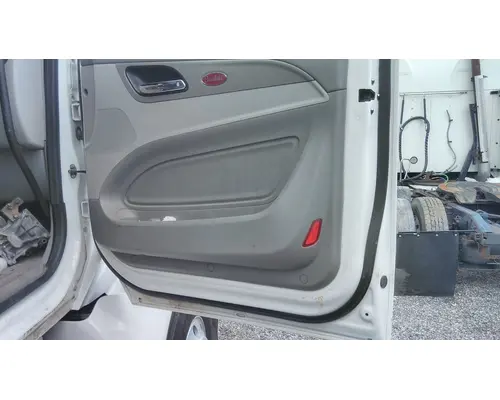 PETERBILT 579 2013-2022 DOOR ASSEMBLY, FRONT