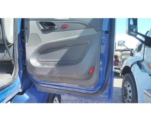PETERBILT 579 2013-2022 DOOR ASSEMBLY, FRONT