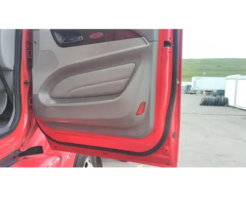 PETERBILT 579 2013-2022 DOOR ASSEMBLY, FRONT
