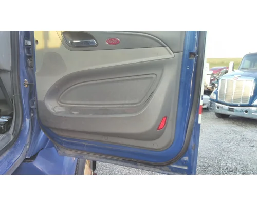 PETERBILT 579 2013-2022 DOOR ASSEMBLY, FRONT