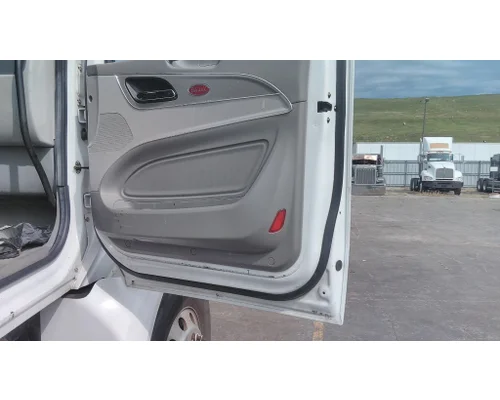 PETERBILT 579 2013-2022 DOOR ASSEMBLY, FRONT