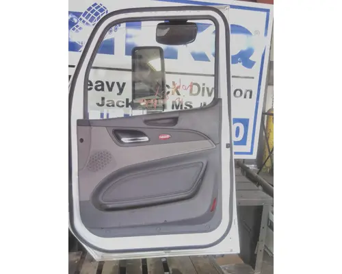 PETERBILT 579 2013-2022 DOOR ASSEMBLY, FRONT