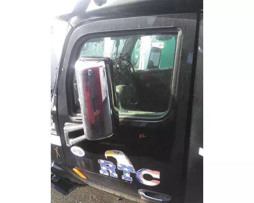 PETERBILT 579 2013-2026 DOOR ASSEMBLY, FRONT