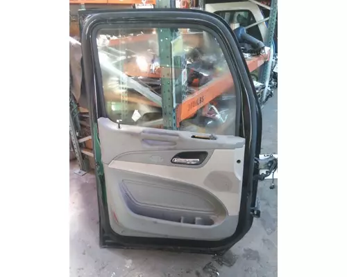 PETERBILT 579 2013-2026 DOOR ASSEMBLY, FRONT