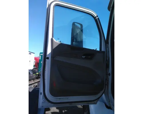 PETERBILT 579 2013-2026 DOOR ASSEMBLY, FRONT