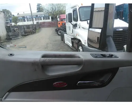 PETERBILT 579 2013-2026 DOOR ASSEMBLY, FRONT