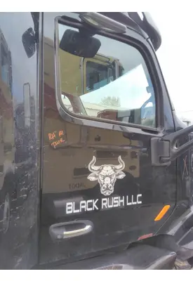 PETERBILT 579 2013-2026 DOOR ASSEMBLY, FRONT