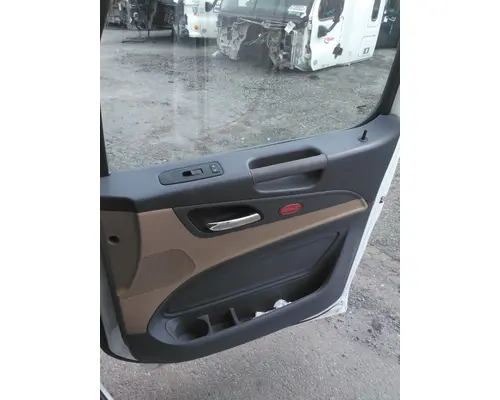 PETERBILT 579 2013-2026 DOOR ASSEMBLY, FRONT