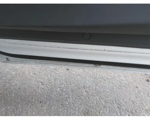 PETERBILT 579 2013-2026 DOOR ASSEMBLY, FRONT