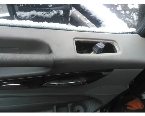 PETERBILT 579 2013-2026 DOOR ASSEMBLY, FRONT