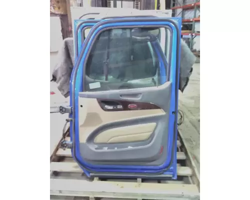 PETERBILT 579 2013-2026 DOOR ASSEMBLY, FRONT