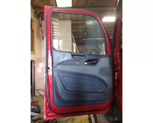 PETERBILT 579 2013-2026 DOOR ASSEMBLY, FRONT