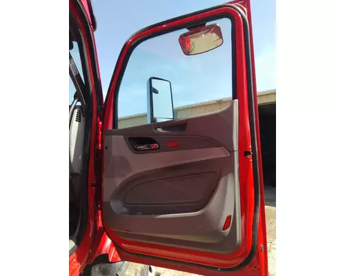 PETERBILT 579 2013-2026 DOOR ASSEMBLY, FRONT