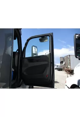 PETERBILT 579 2013-2026 DOOR ASSEMBLY, FRONT