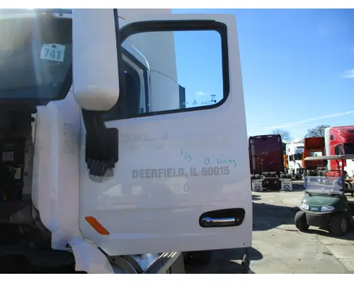 PETERBILT 579 2013-2026 DOOR ASSEMBLY, FRONT