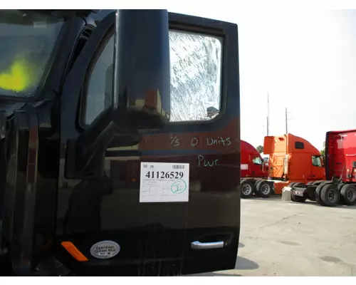 PETERBILT 579 2013-2026 DOOR ASSEMBLY, FRONT