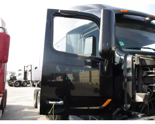 PETERBILT 579 2013-2026 DOOR ASSEMBLY, FRONT