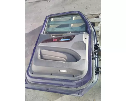 PETERBILT 579 2013-2026 DOOR ASSEMBLY, FRONT