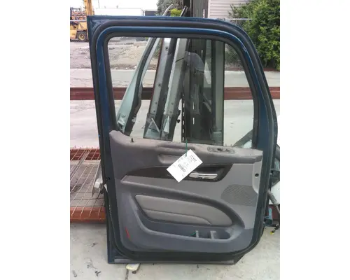 PETERBILT 579 2013-2026 DOOR ASSEMBLY, FRONT