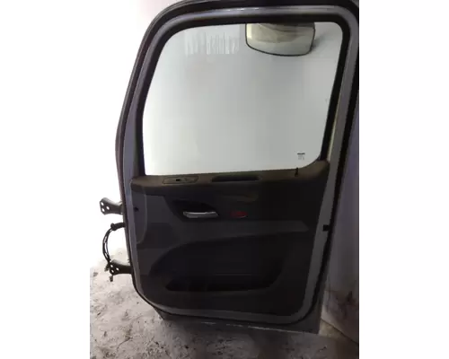PETERBILT 579 2013-2026 DOOR ASSEMBLY, FRONT