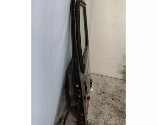 PETERBILT 579 2013-2026 DOOR ASSEMBLY, FRONT