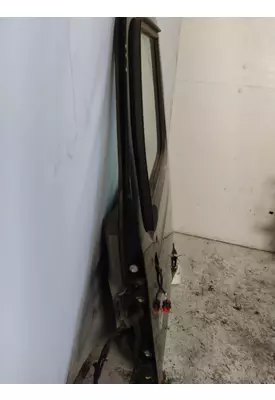 PETERBILT 579 2013-2026 DOOR ASSEMBLY, FRONT