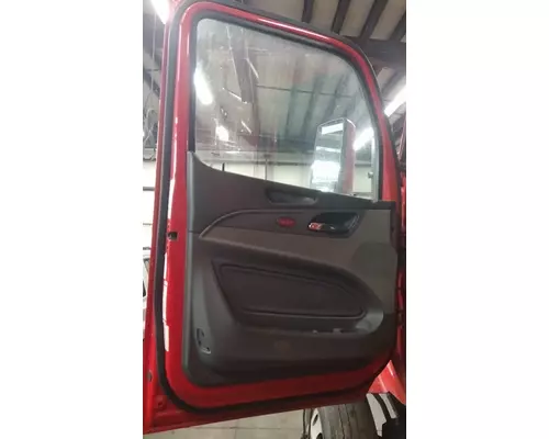 PETERBILT 579 2013-2026 DOOR ASSEMBLY, FRONT