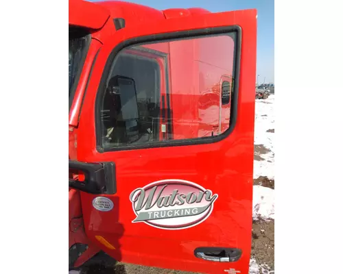 PETERBILT 579 2013-2026 DOOR ASSEMBLY, FRONT
