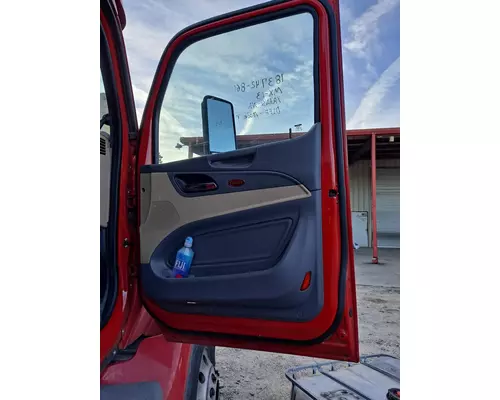 PETERBILT 579 2013-2026 DOOR ASSEMBLY, FRONT