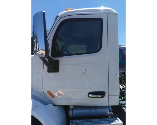 PETERBILT 579 2013-2026 DOOR ASSEMBLY, FRONT