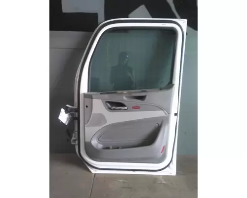 PETERBILT 579 2013-2026 DOOR ASSEMBLY, FRONT