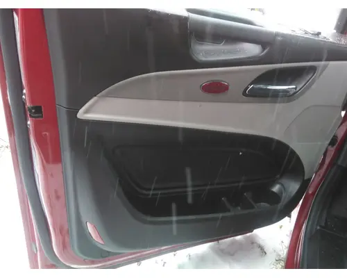 PETERBILT 579 2013-2026 DOOR ASSEMBLY, FRONT