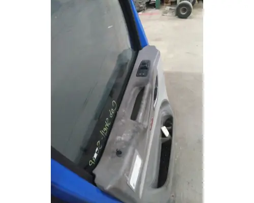 PETERBILT 579 2013-2026 DOOR ASSEMBLY, FRONT