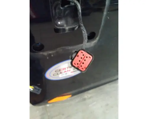 PETERBILT 579 2013-2026 DOOR ASSEMBLY, FRONT