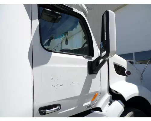 PETERBILT 579 2013-2026 DOOR ASSEMBLY, FRONT