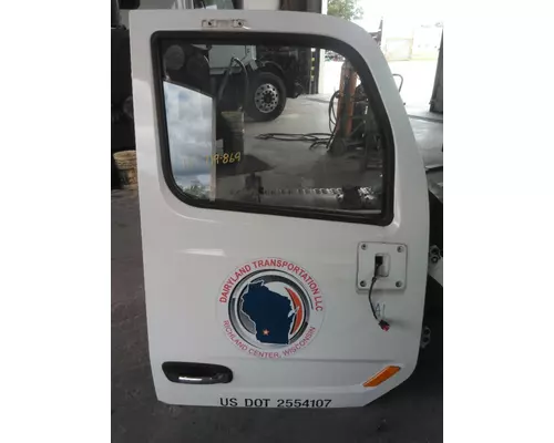 PETERBILT 579 2013-2026 DOOR ASSEMBLY, FRONT